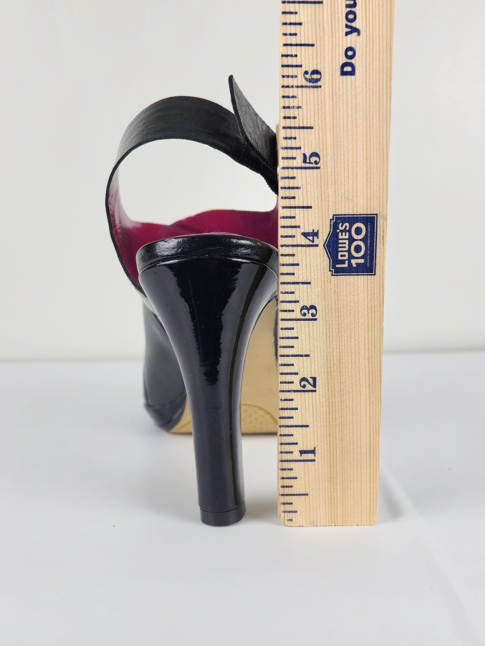 Bandolino Ludlow Crisscross Black Leather Slingback Heels - Picture 14 of 15